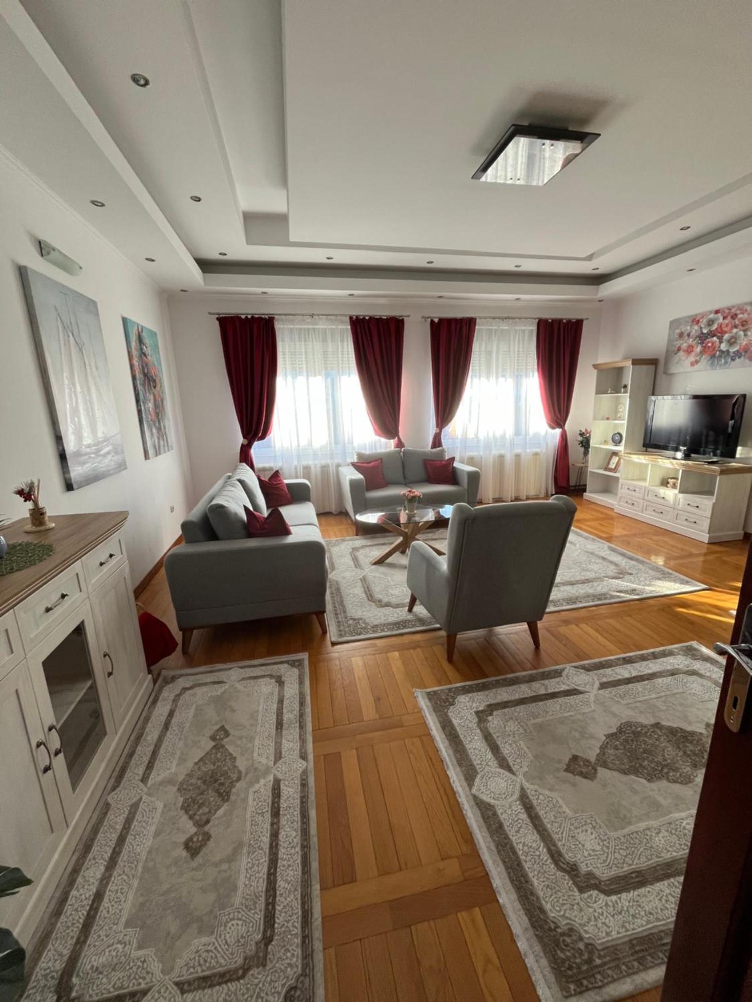 Airport Sky Apartments Lux II Beograd Eksteriør bilde